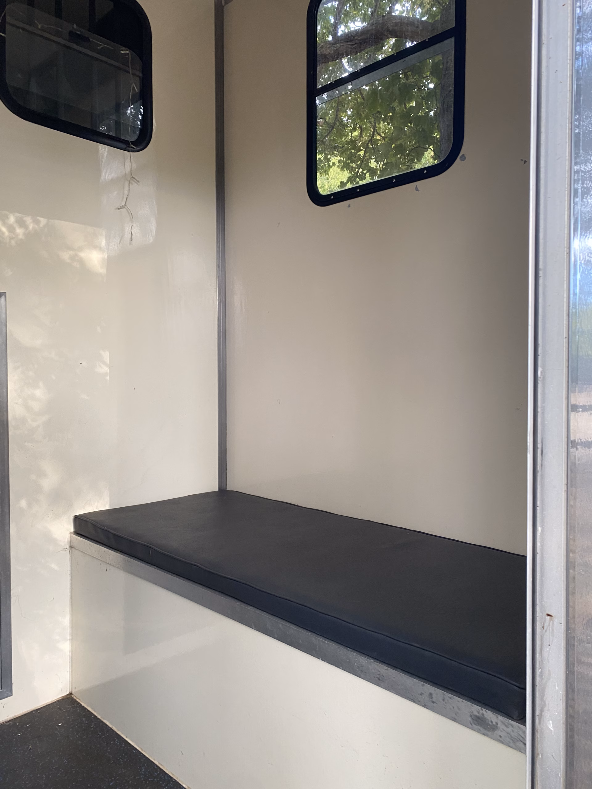 Alexanders Royal Ascot 3.5T Renault Master Horsebox with 1100kg payload