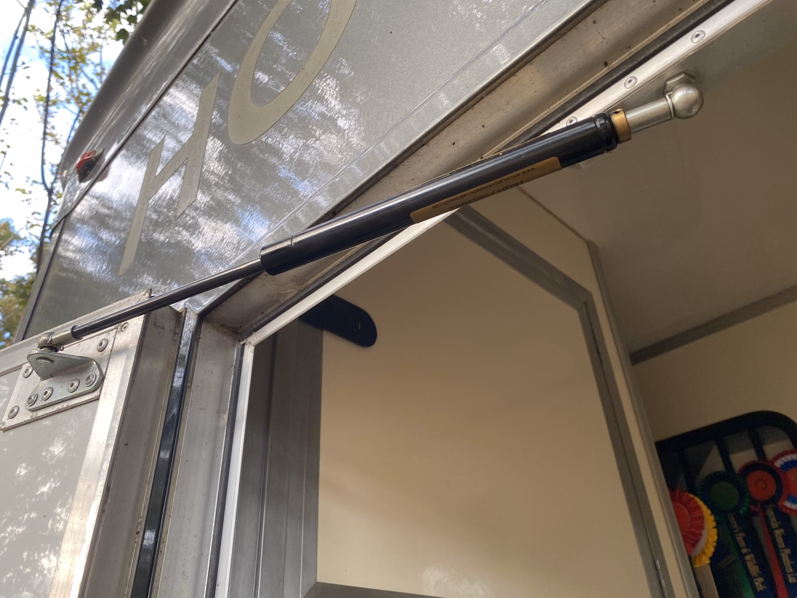 Alexanders Royal Ascot 3.5T Renault Master Horsebox with 1100kg payload